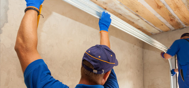commercial overhead garage door repair in Wesley Chapel